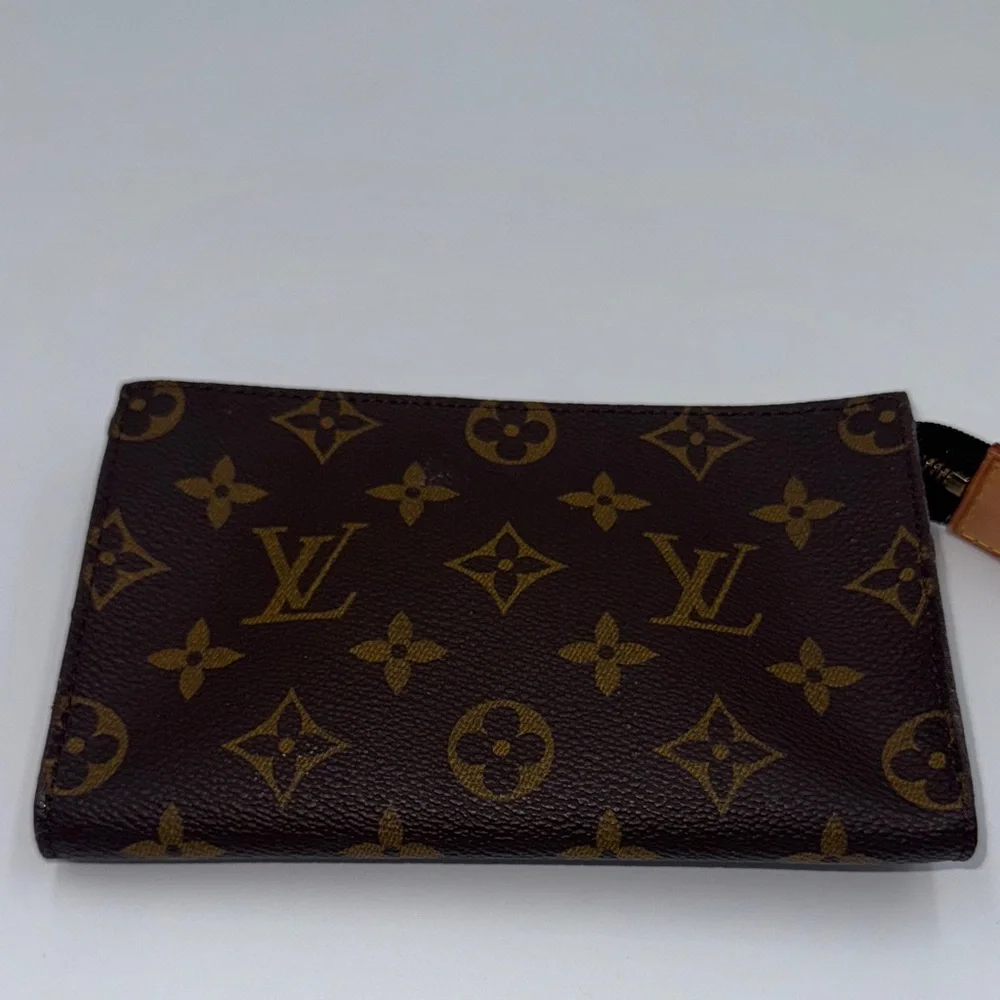 Louis Vuitton Monogram Pouch